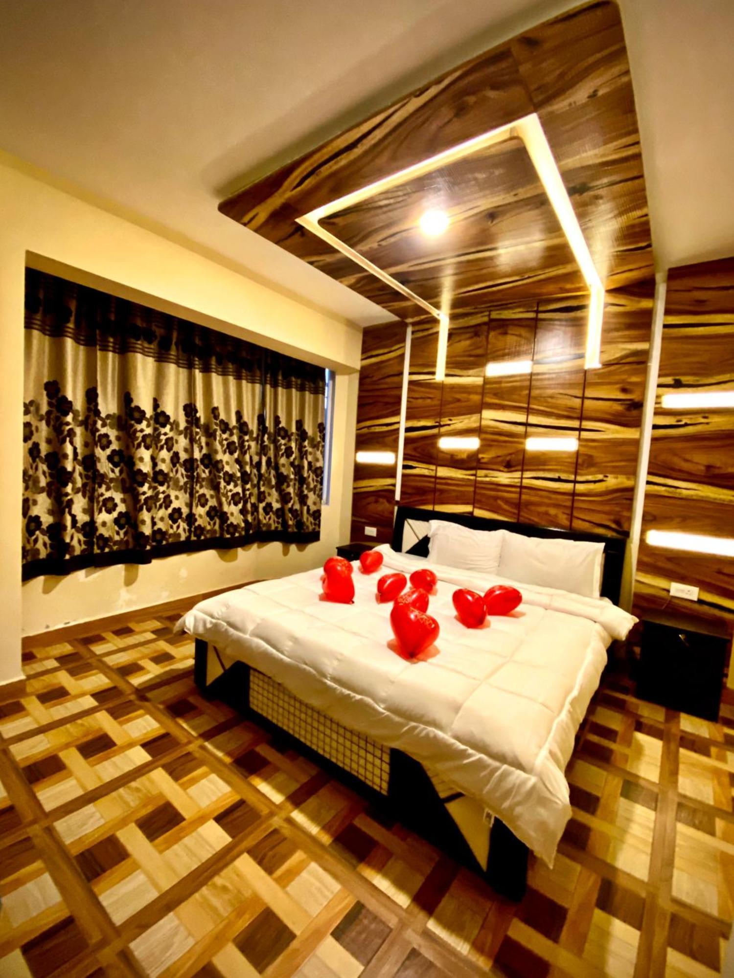 Magic Mist Resort Уті Екстер'єр фото