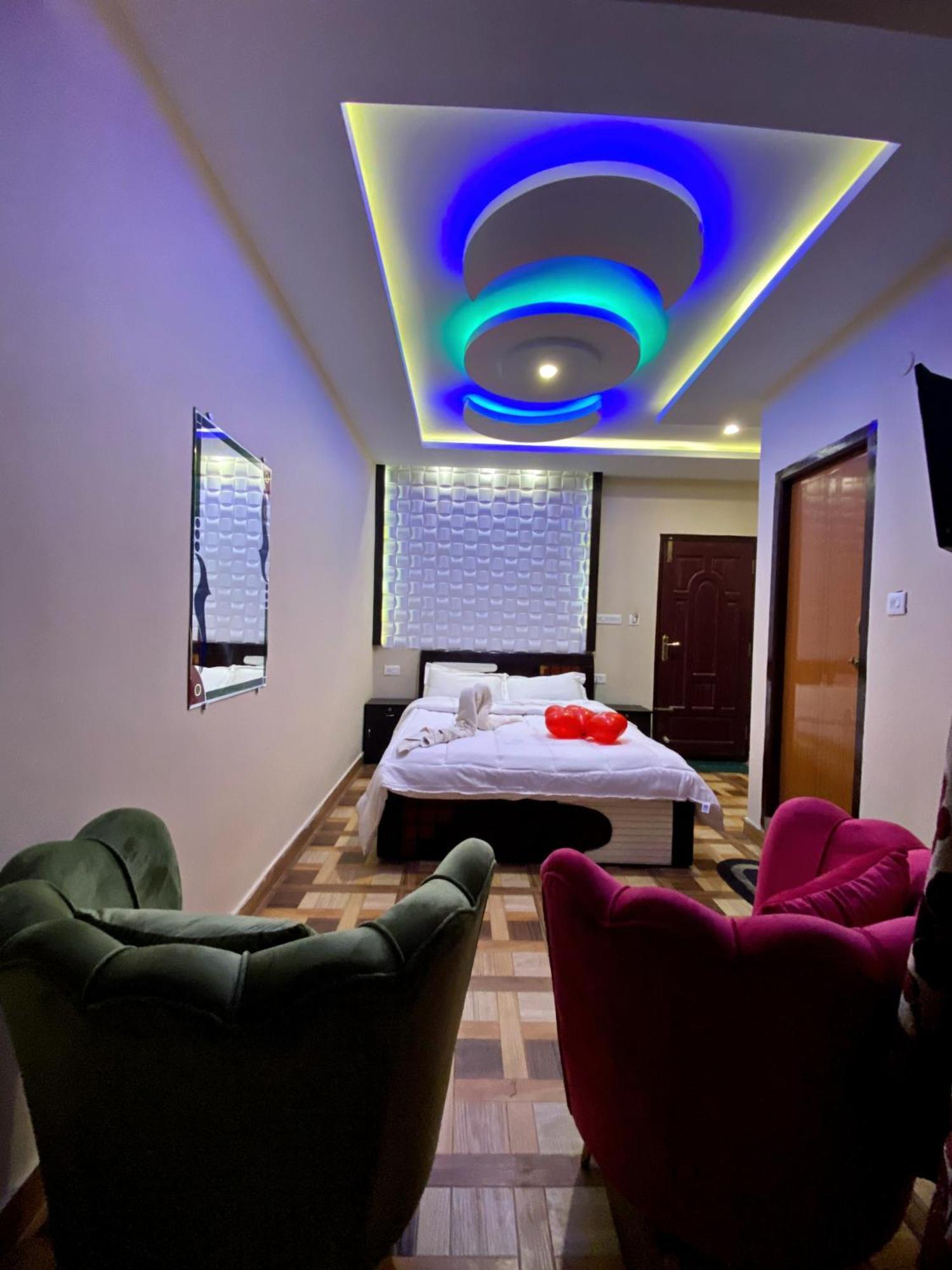 Magic Mist Resort Уті Екстер'єр фото