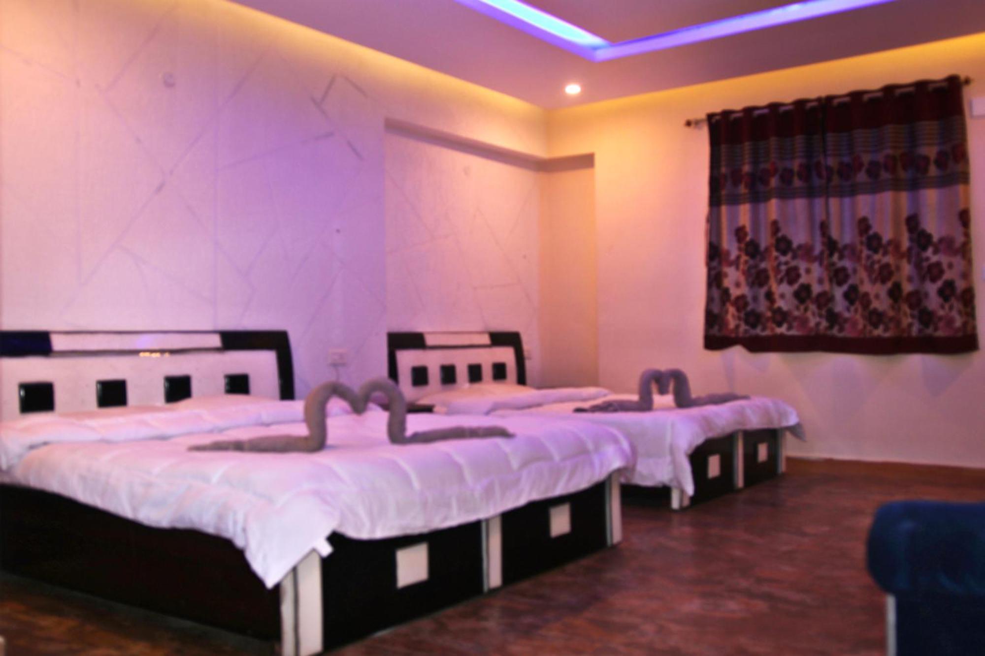 Magic Mist Resort Уті Екстер'єр фото